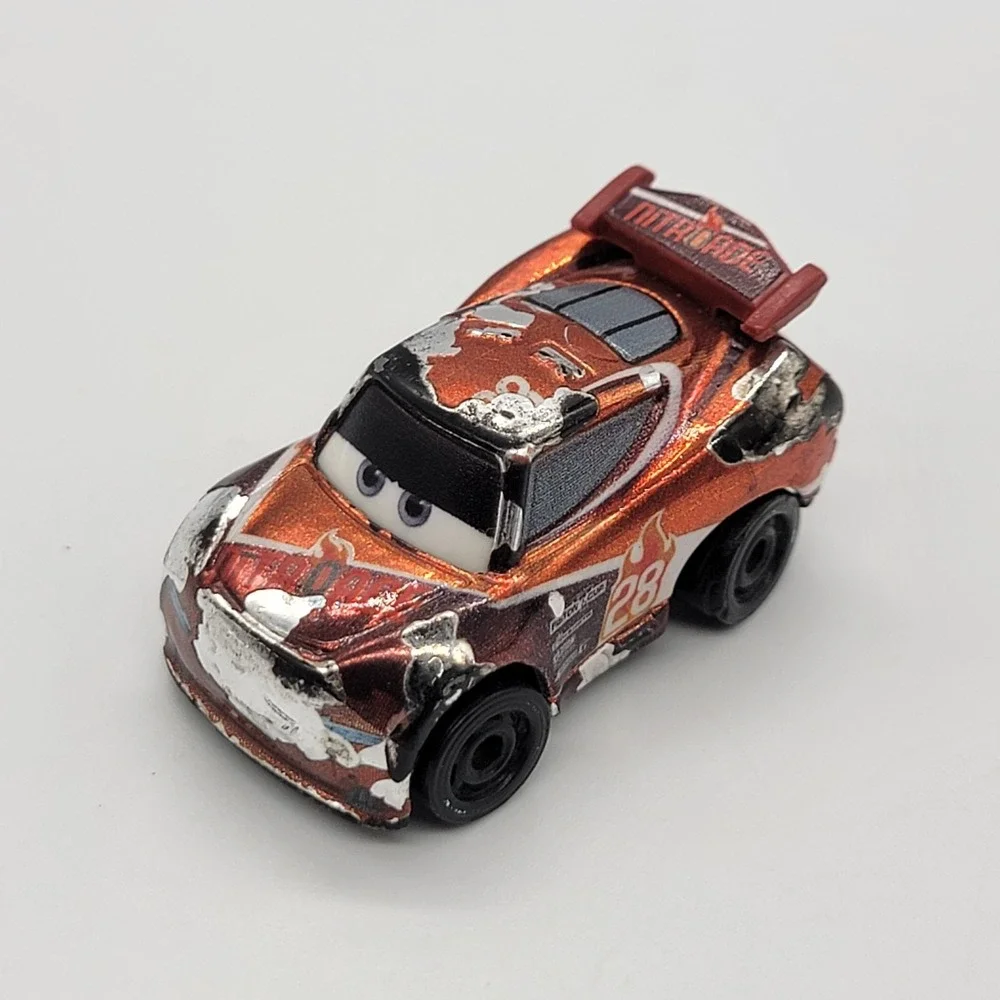 DISNEY 2017 PIXAR‎ CARS METALLIC TIM TREADLESS NITROADE #28 MINI RACERS DIECAST